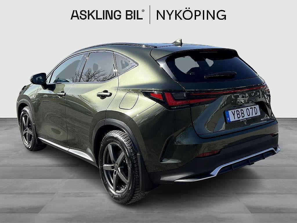 Lexus NX 2025 - miniatyr 2