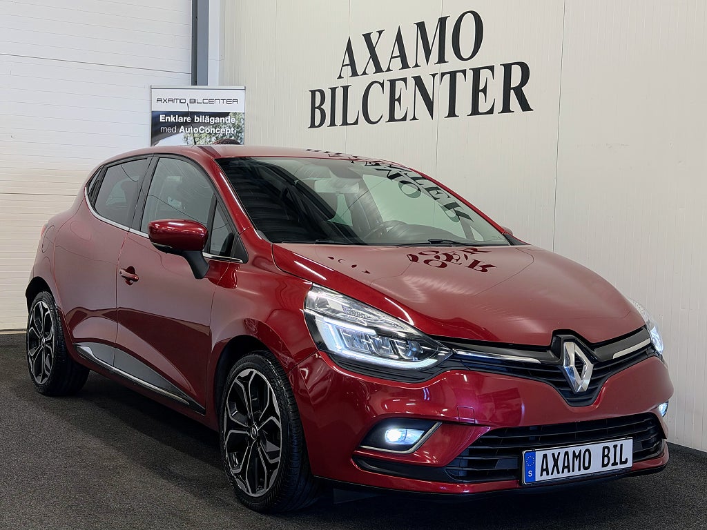 Renault Clio 0.9 90Hk TCe Intens Nybesiktad Keyless Navi Farthållare