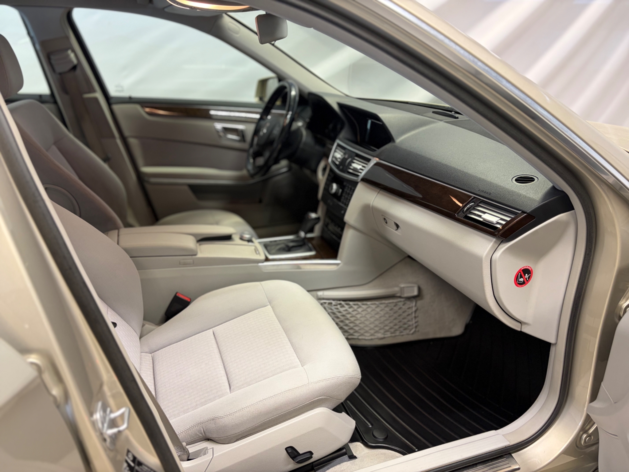 Mercedes-Benz E 2010, bild 7/27