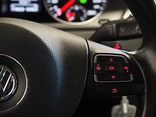 Kombi Volkswagen Passat 19 av 21