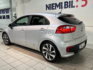 Kia Rio 5-dörrar 1.2 GLS S&V-hjul/Mvärm/Kamera/Navi/Rattvärm bakifrån