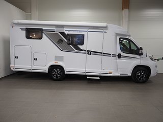 Husbil-halvintegrerad Knaus Van Ti 650 MEG Vansation 2 av 22