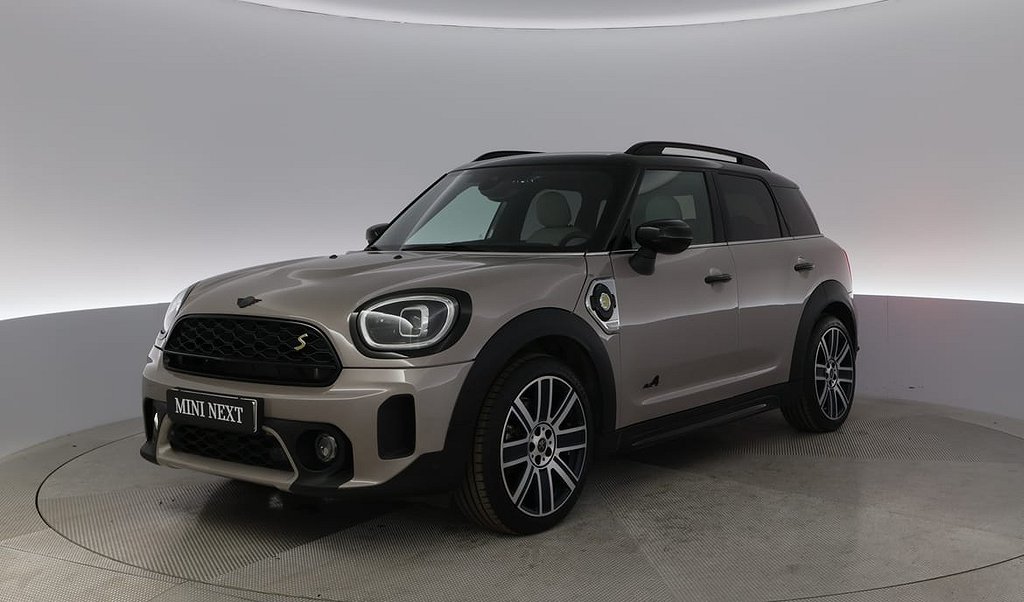 MINI Countryman Cooper SE ALL4 Välutrustad! V-hjul, Pano, H/K