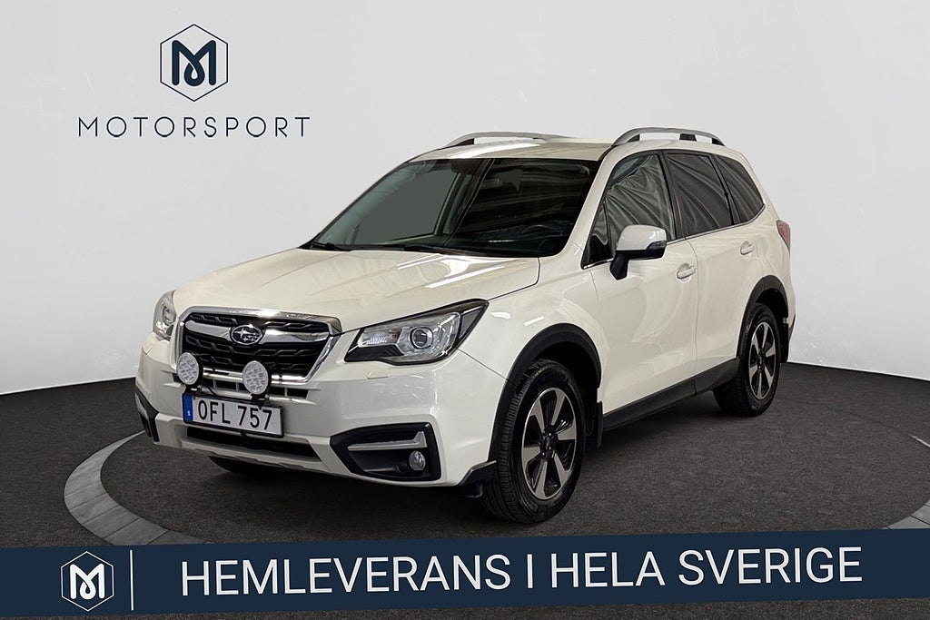 Subaru Forester 2.0 4WD Dragkrok Värmare Backkamera Rattvärme XMode