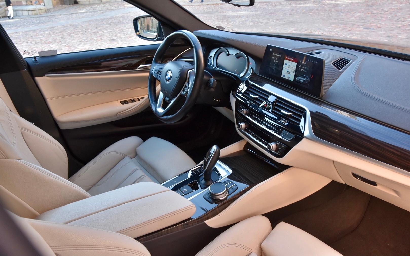 BMW 520 2018, bild 4/58