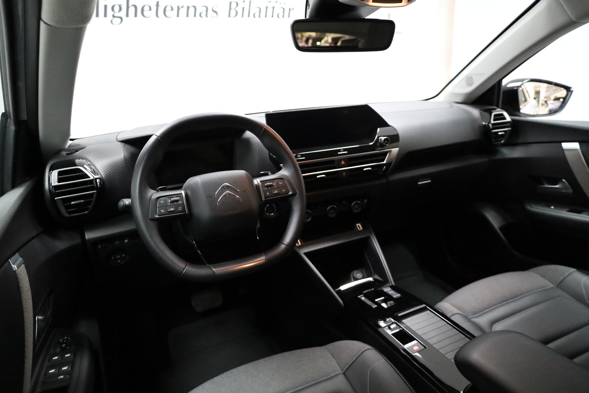 Citroen C4 1.2 PureTech Automat 2024, bild 3/54