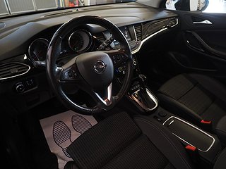 Halvkombi Opel Astra 9 av 19