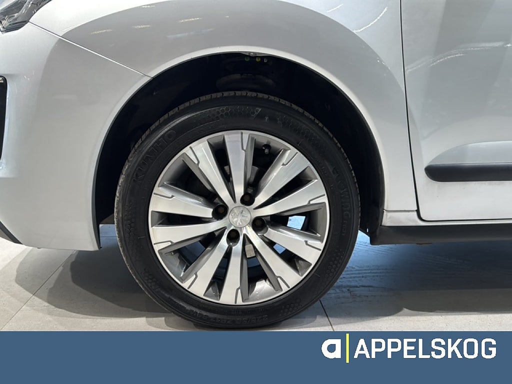 Peugeot 3008 ACTIVE 1,6 HDI |RÄNTA 3,99%|V-HJUL INGÅR| thumbnail