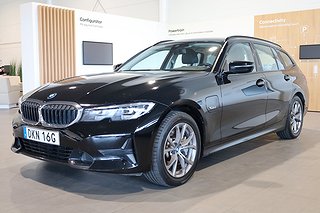 Kombi BMW 330e 1 av 24