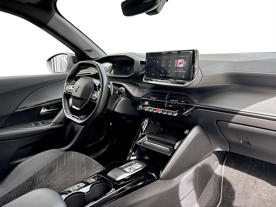 Bild på Peugeot 2008 GT 1.2 PT 130hk Aut B-KAMERA CARPLAY
