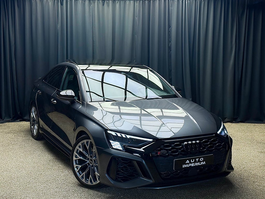 Audi RS3 RS 3 Sedan Quattro Pano Kamera Sportavgas MATRIX 400hk
