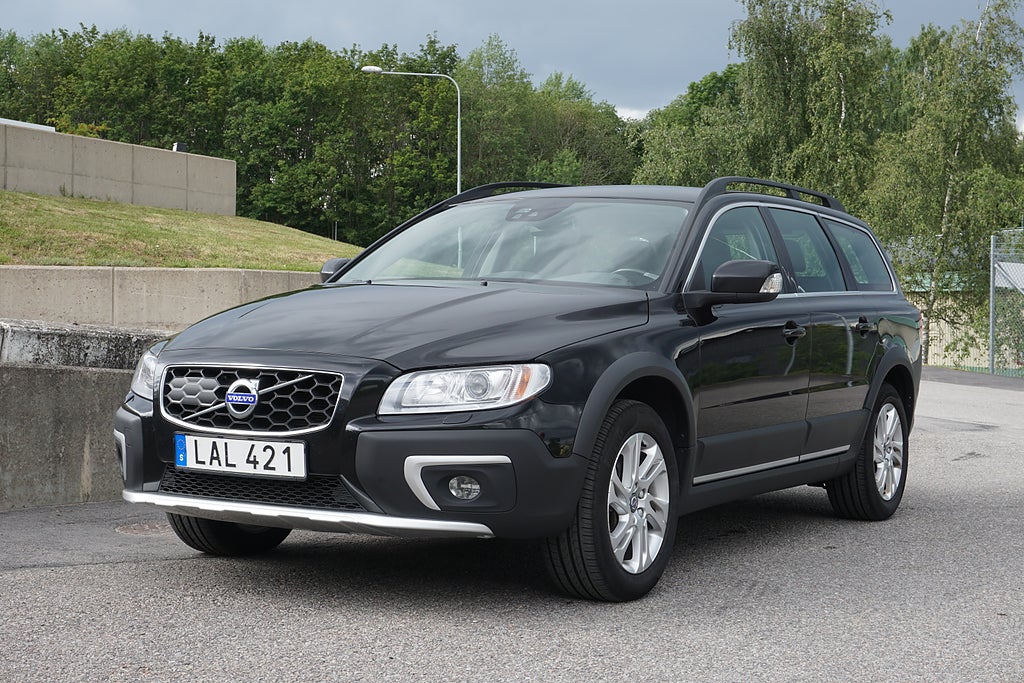 Volvo XC70 D4 AWD NAVI Classic Momentum Eu6 181hk