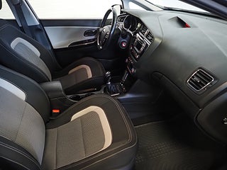 Halvkombi Kia Ceed 10 av 19