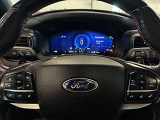 Ford Explorer Plug-In Hybrid SelectShift/VÄLUTRUSTAD/360/S&V-hjul – bild 19