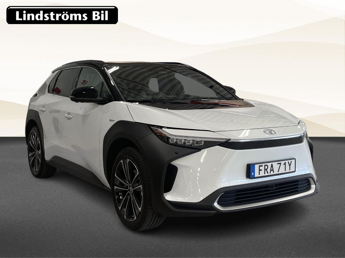 Toyota bZ4X EXECUTIVE AWD VINTERHJUL 2025, bild 3/50
