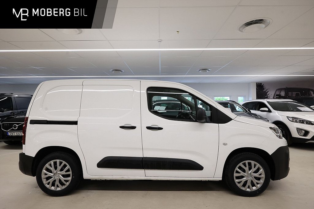 Citroën Berlingo Skåp Berlingo 1.5 BlueHDi 130hk L1 Värmare 3-Sits PDC MOMS