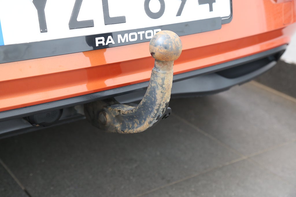 Volkswagen Polo 1,0 TSI 95hk DSG P-sensorer Motorv Dragkrok 2018