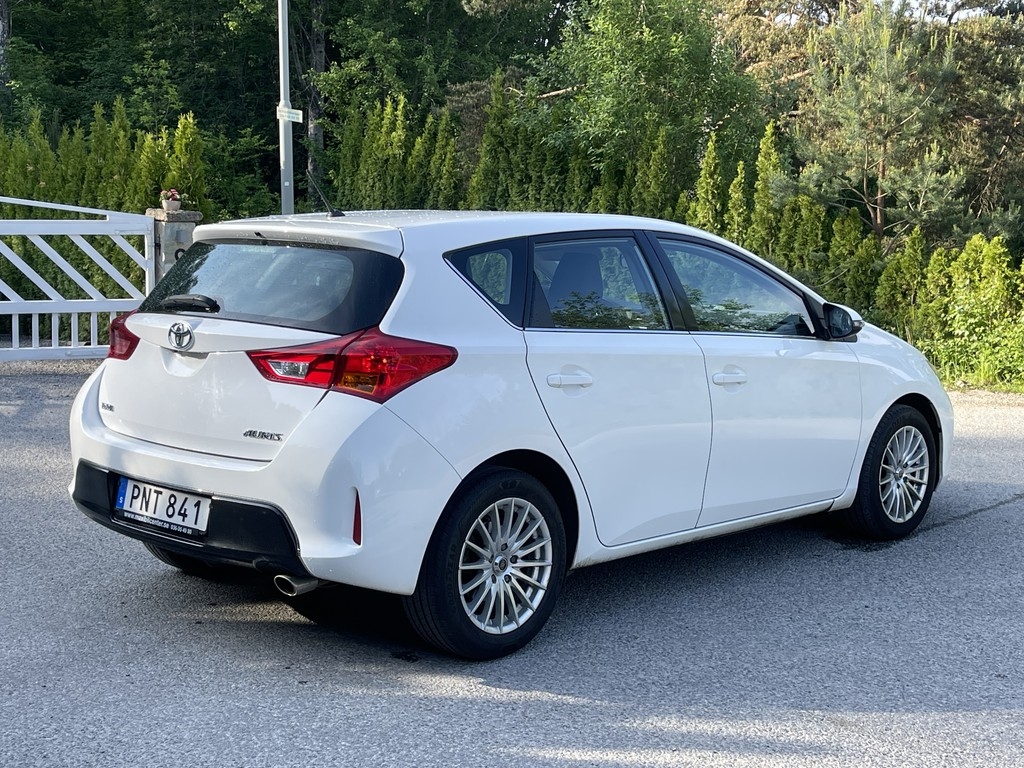 Toyota Auris 2014, kuva 3/47