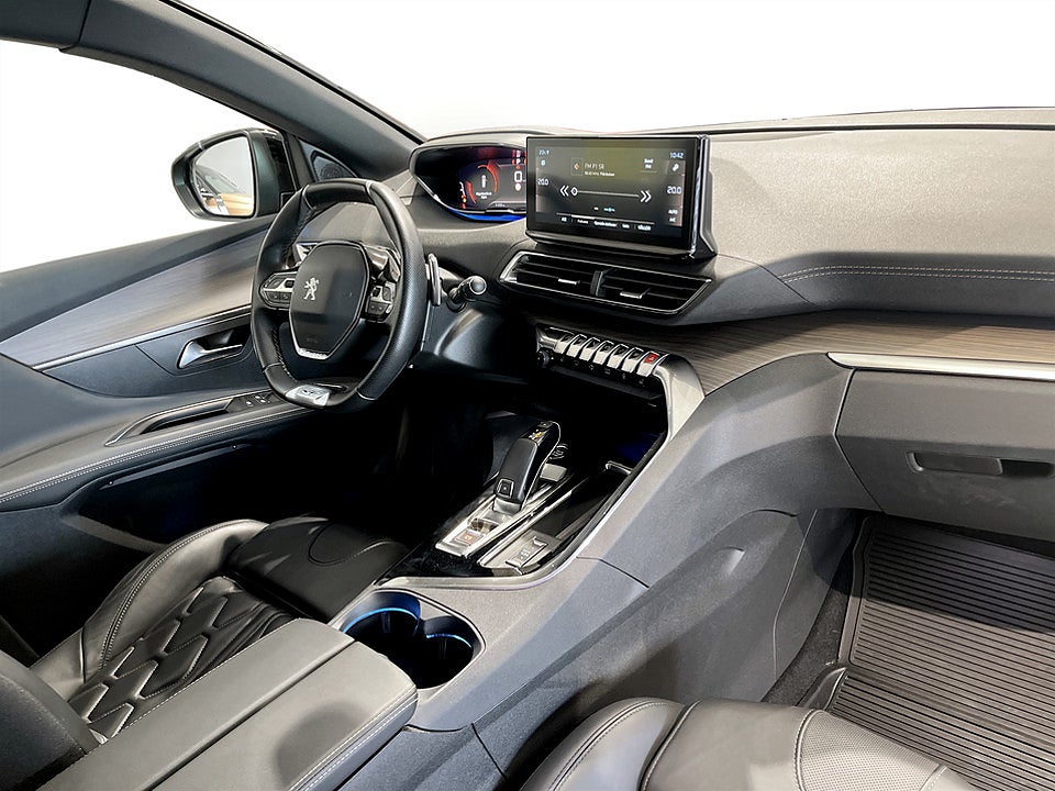 Bild på Peugeot 3008 GT Ultimate Business 1.2 PT 130hk Aut B-KAMERA