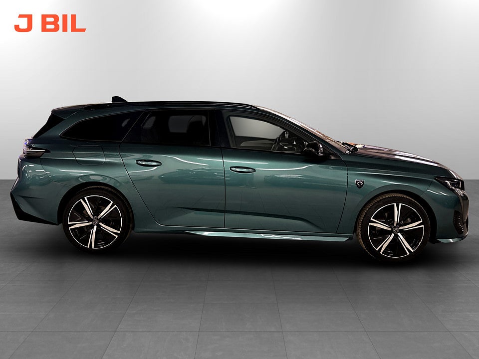 Bild på Peugeot 308 SW GT 1.2 PT 130hk Aut B-KAMERA CARPLAY