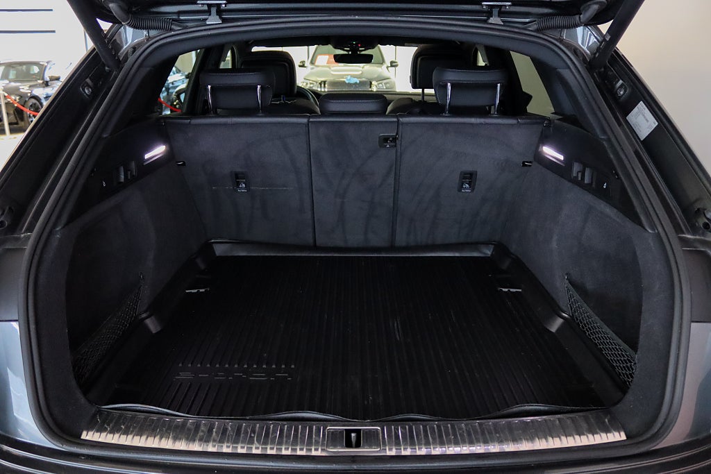 Audi Q8 e-tron Quattro S-line MOMS Pano B&O Matrix 360° Drag
