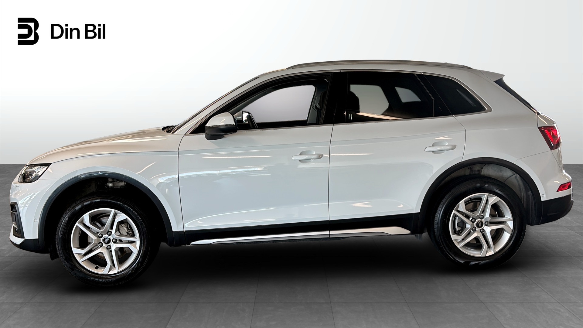 Audi Q5 40 TDI Quattro 2025, bild 2/44