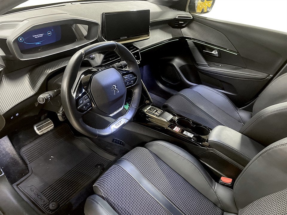 Bild på Peugeot E-208 GT 50kWh 136hk Aut - B-KAMERA, CARPLAY