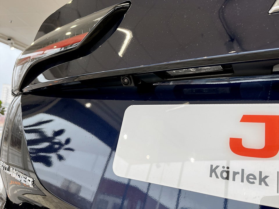 Bild på Mitsubishi Outlander Intense Edition PHEV 4WD - OMGÅENDE LEVERANS!