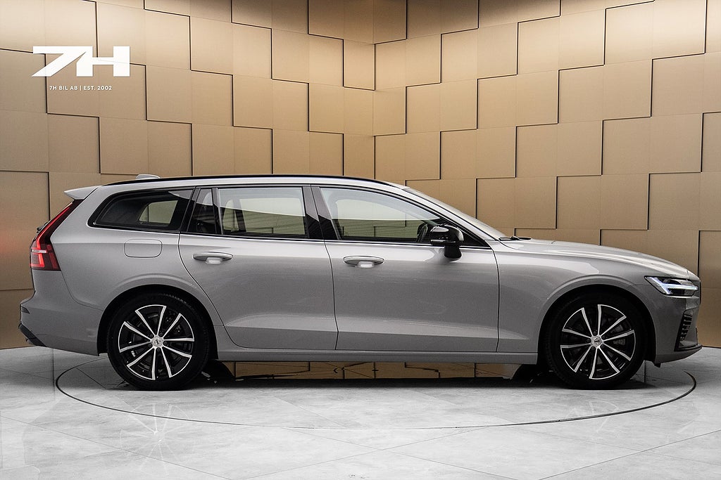 Volvo V60 T6 Plug-In Hybrid AWD Drag Pilot Assist Läder Kamera