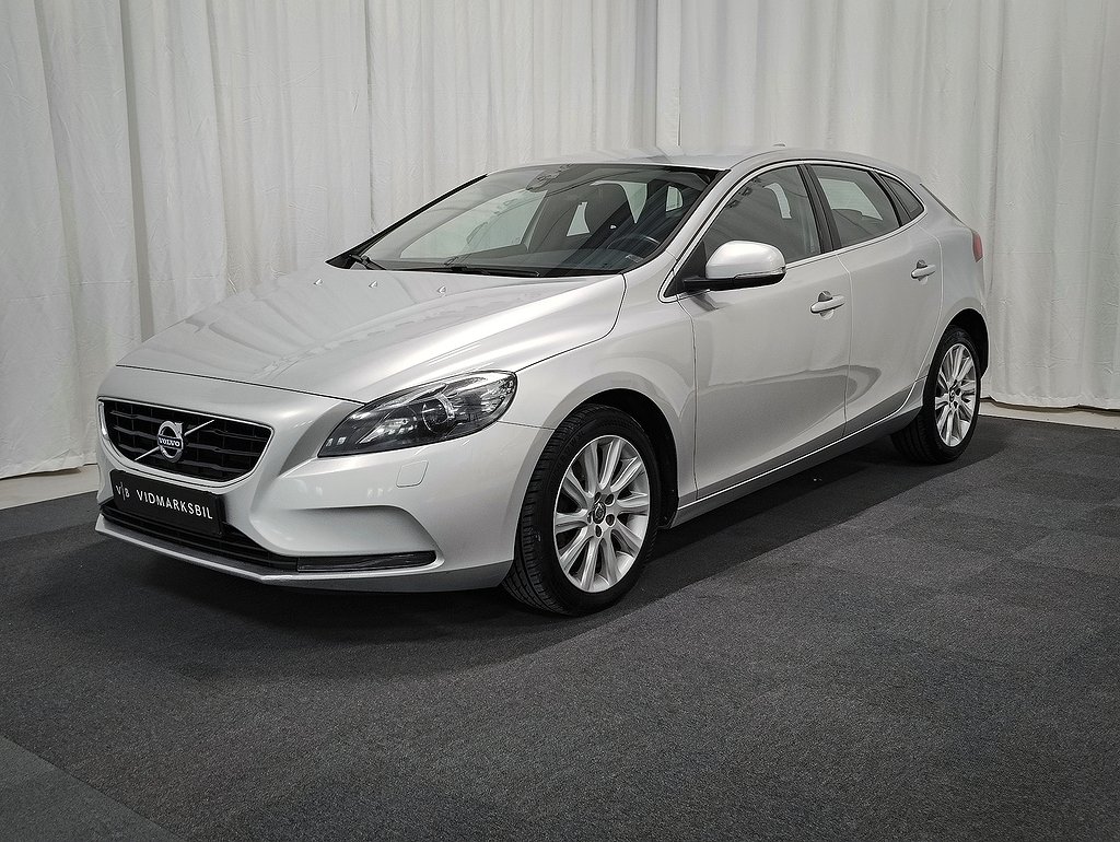 Volvo V40 D2 Momentum Eu6 |VoC|Värmare|1613:-/mån|