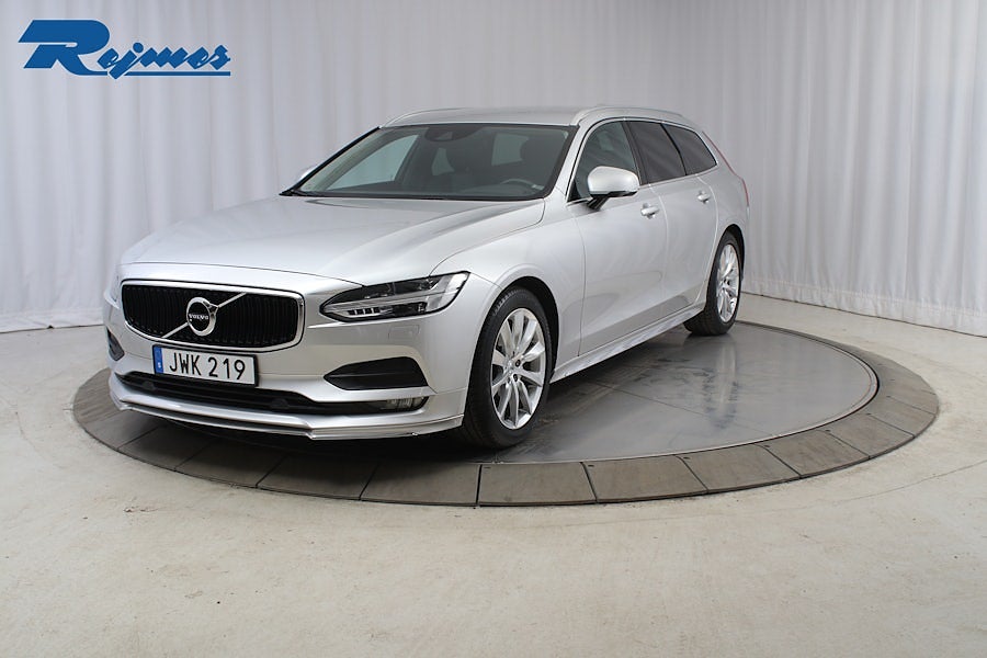 Volvo V90 D4 AWD Momentum Advanced SE