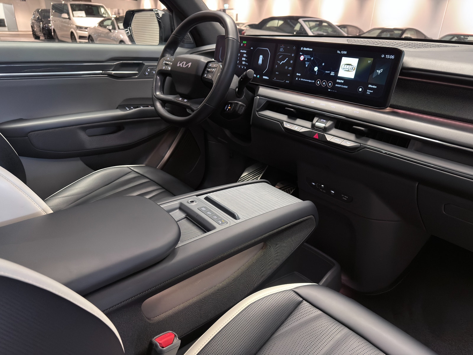 Kia EV9 AWD GT-Line 6-sits | Drag | Se utrustning 2024 - miniatyr 17