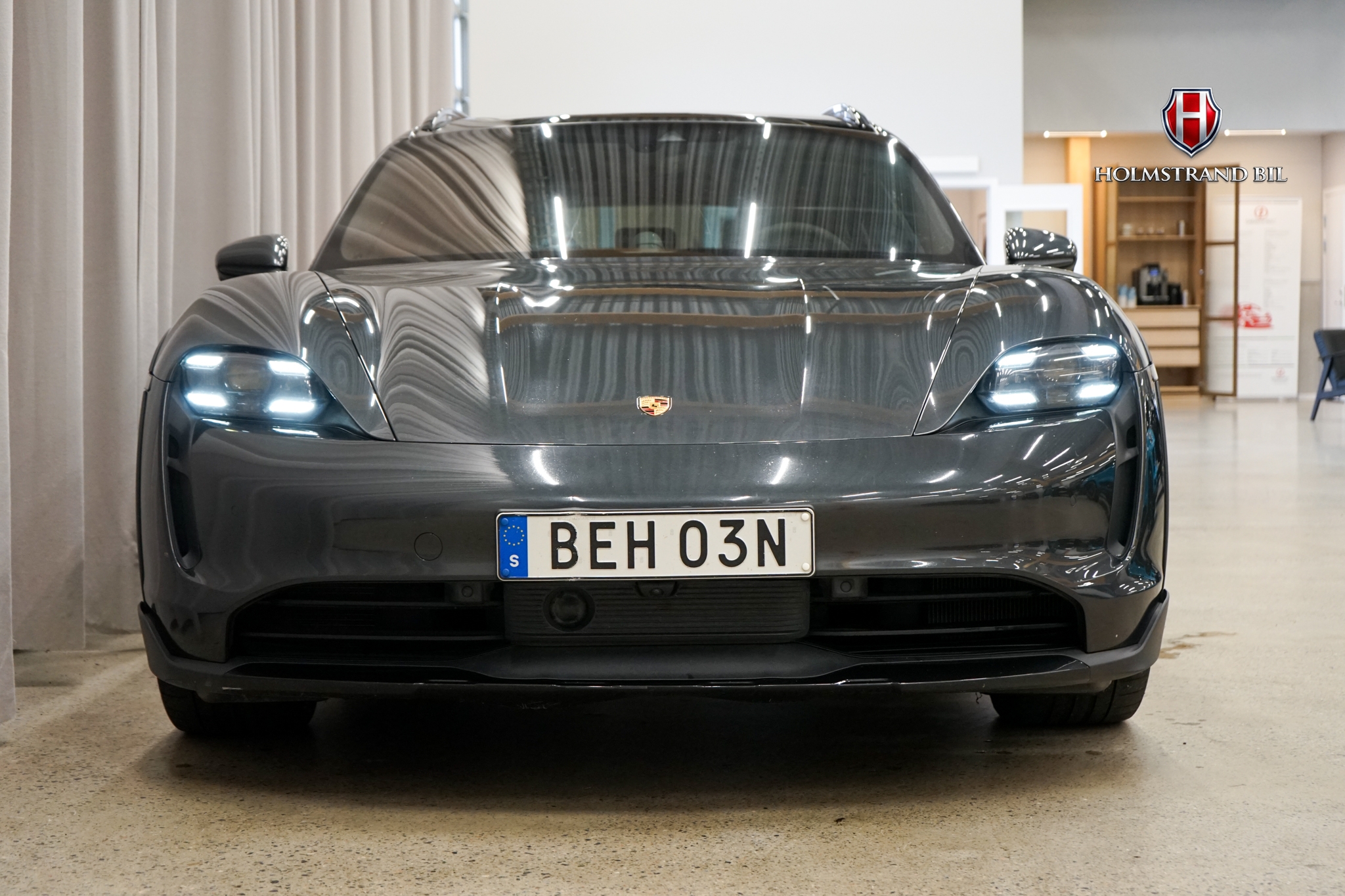 Porsche Taycan 2021, kuva 6/10