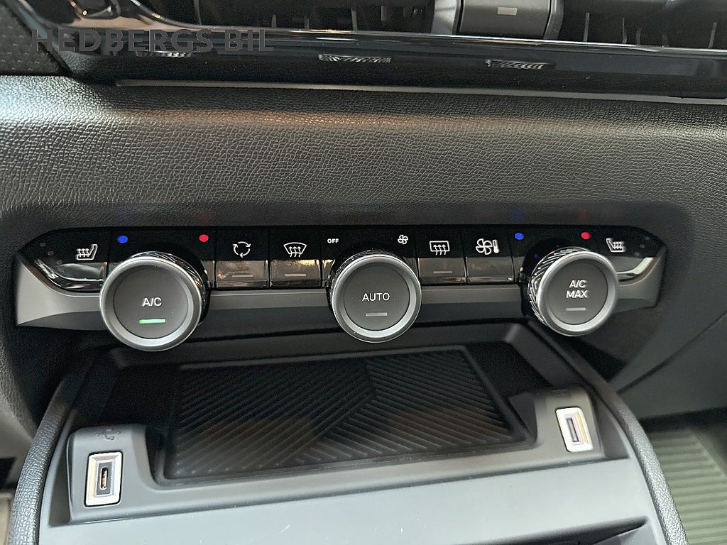 Citroën C4 1.2 PT PLUS AUT  thumbnail