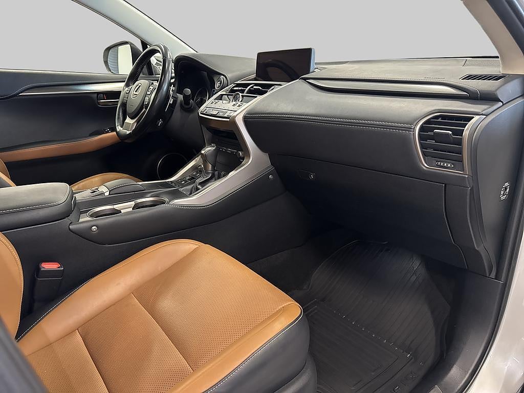 Lexus NX 2018 - miniatyr 7