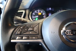 SUV Nissan Qashqai 24 av 28