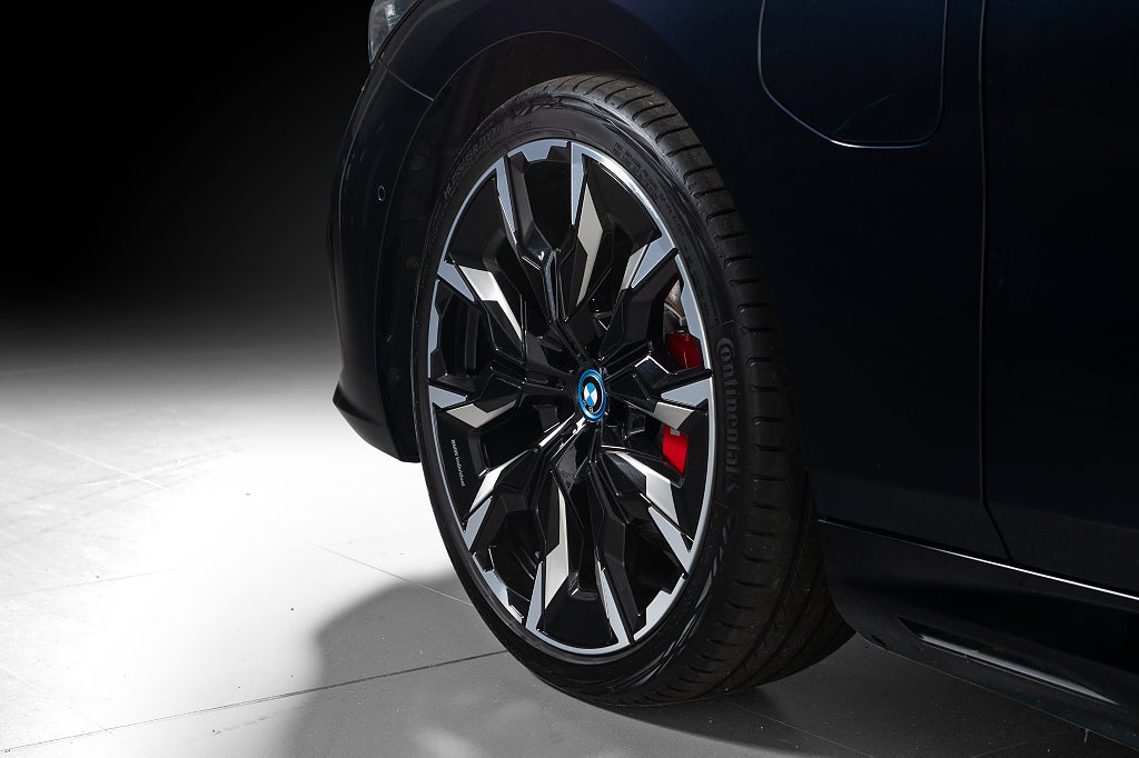 BMW 530e 2025 - miniatyr 7