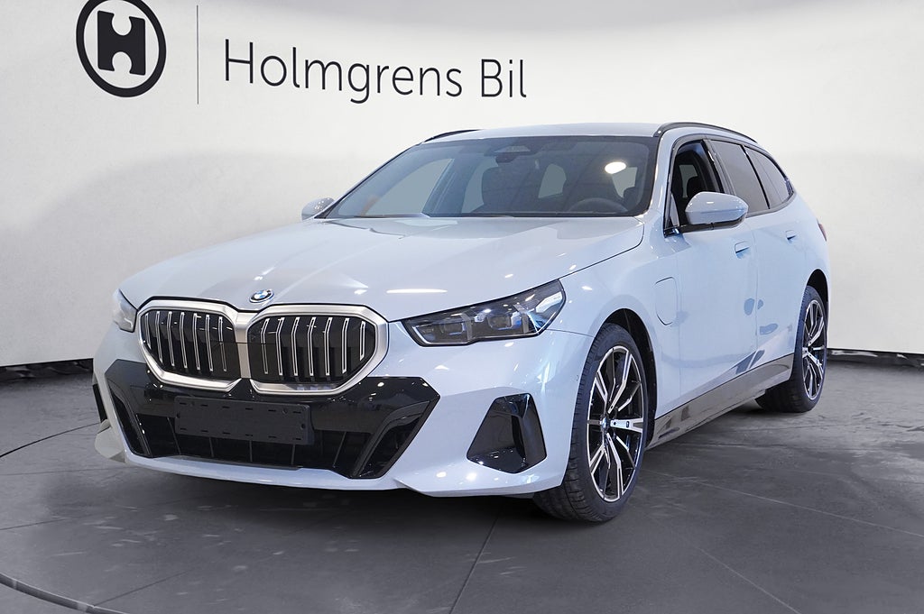 BMW 530 e xDrive Touring Ränta 2,95% | M Sport Business Ed Drag DA B W