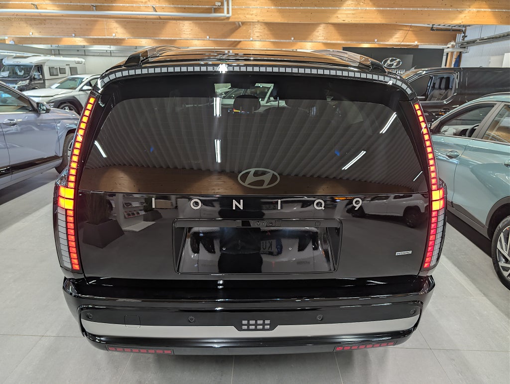 Hyundai IONIQ 9 AWD 110 kWh 7-sits Business Edition 313 hk thumbnail