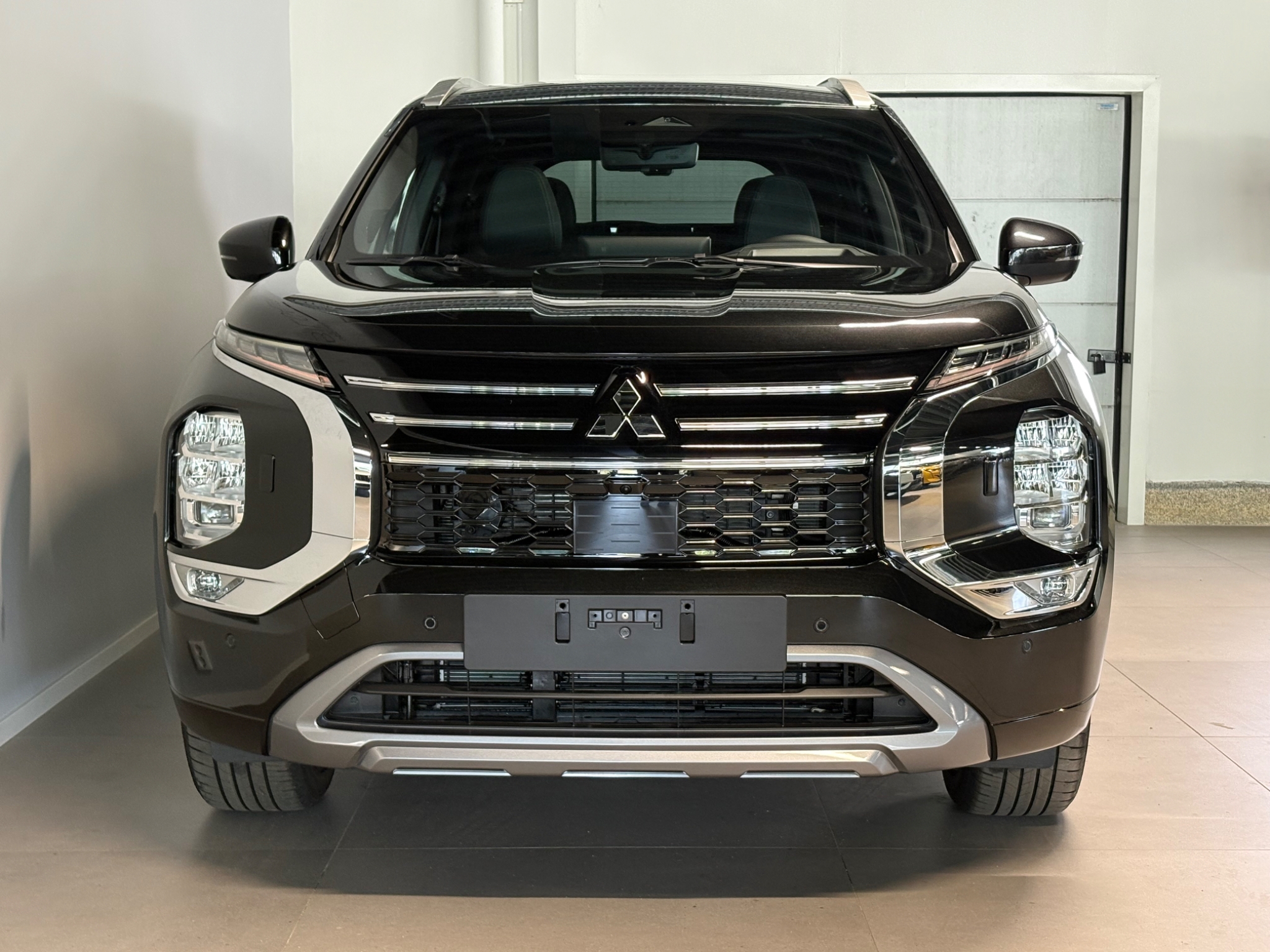 Mitsubishi Outlander Instyle PHEV 4WD 2026, bild 3/63