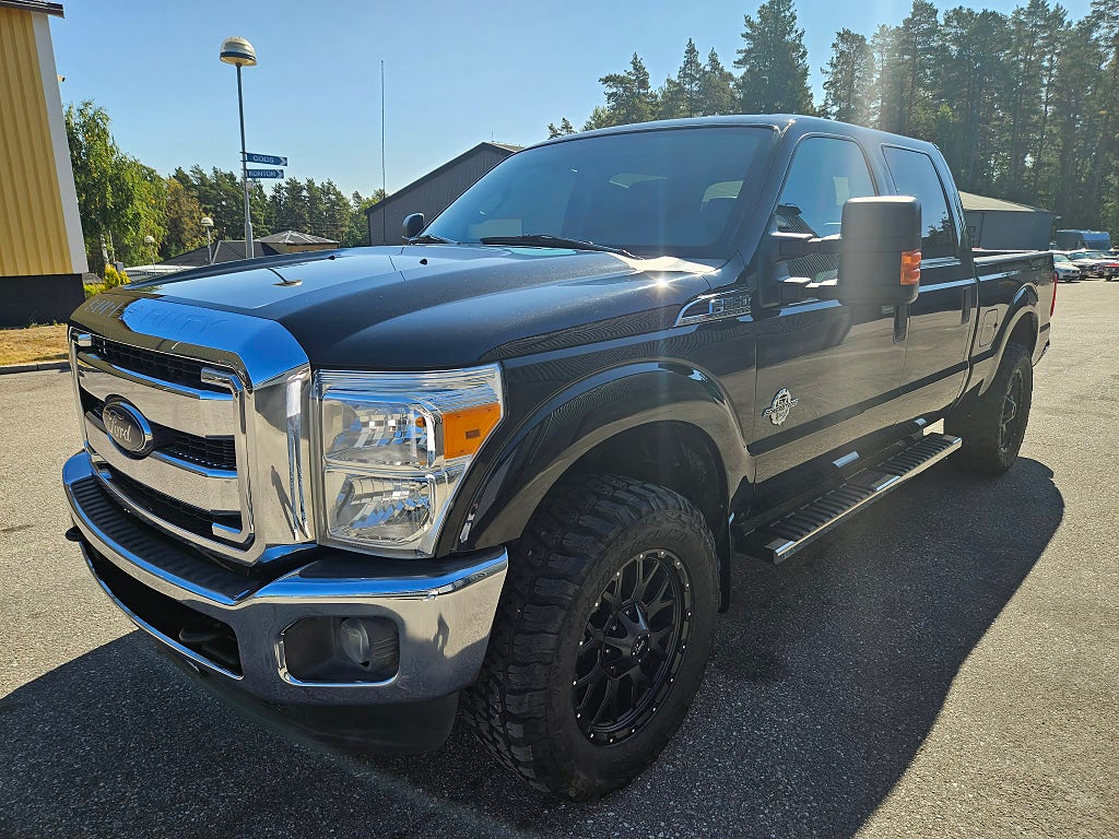 Ford F-250 Crew Cab 6.7 V8 Power Stroke 4x4 XLT