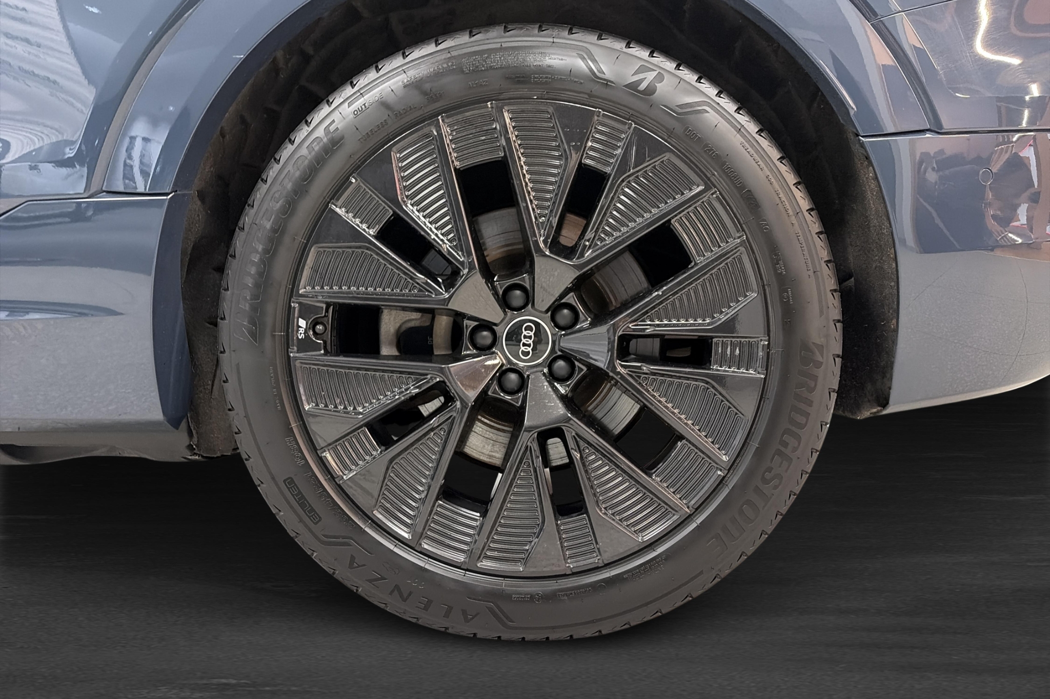 Audi Q8 e-tron 2024, bild 5/47