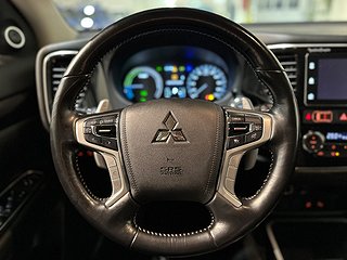 Mitsubishi Outlander PHEV Business 360° Pvärm Drag Skinn SoV