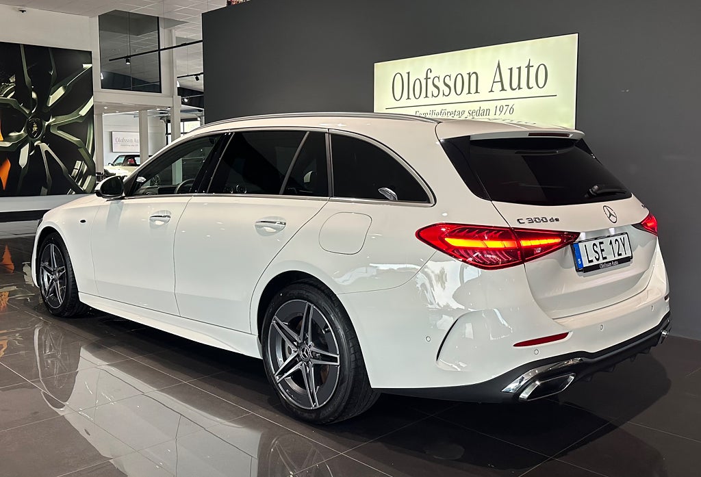 Mercedes-Benz C300 de 300 de 4MATIC AMG Premium Värmare Drag Elstol - bild 3