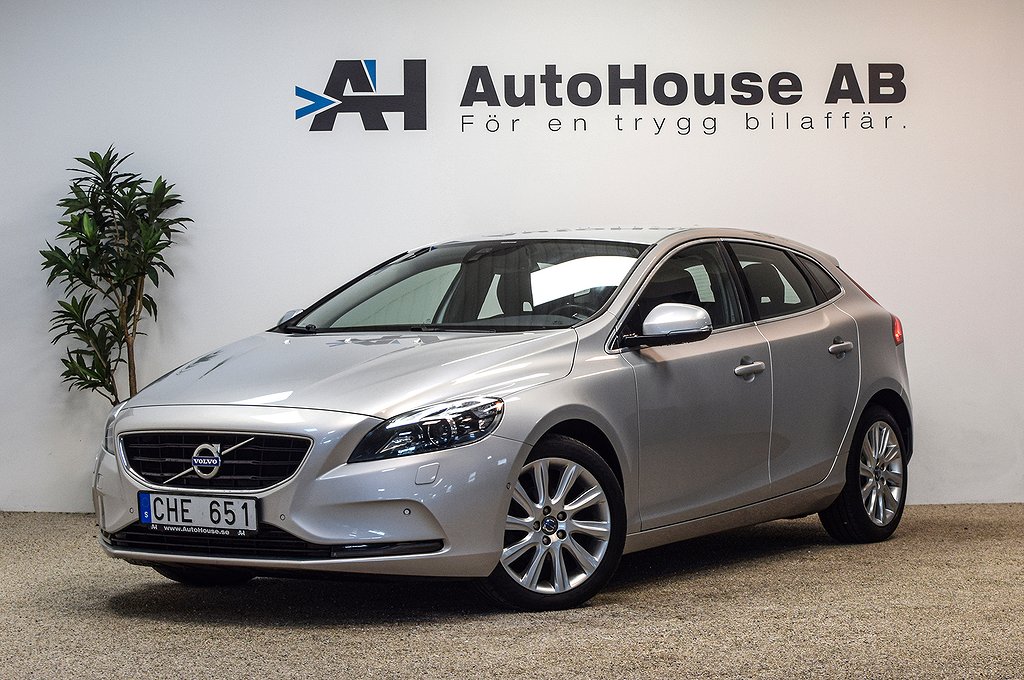 Volvo V40 D2 Summum Värmare B-kamera Drag Elstol Kamrem bytt