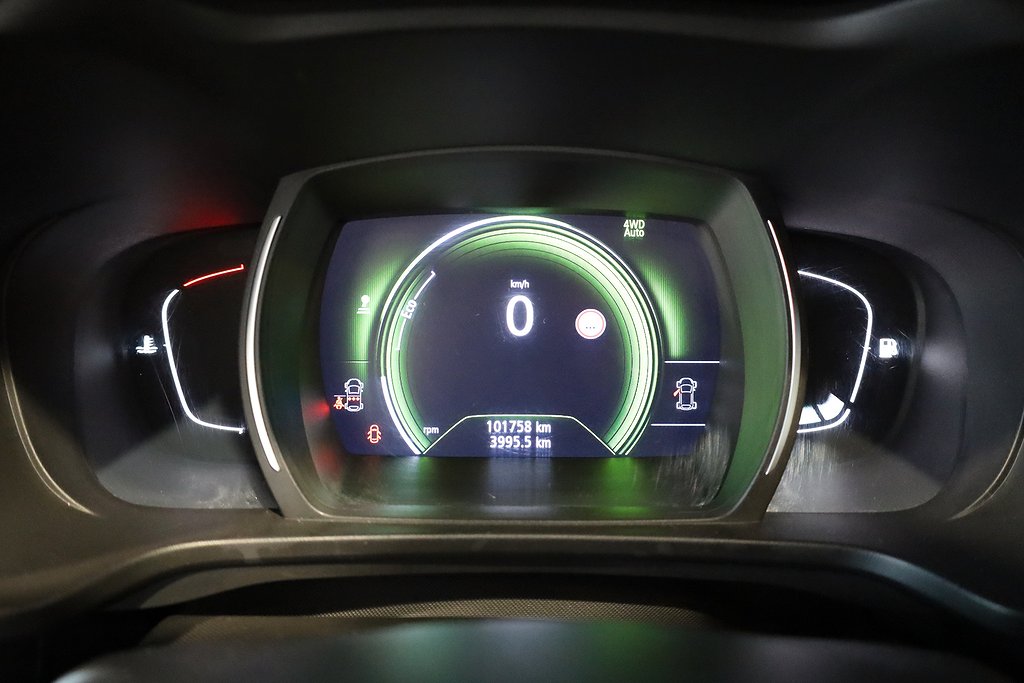 Renault Kadjar 1,6 dCi 130hk LIMITED 4x4 Motorv P-Värmare 2018