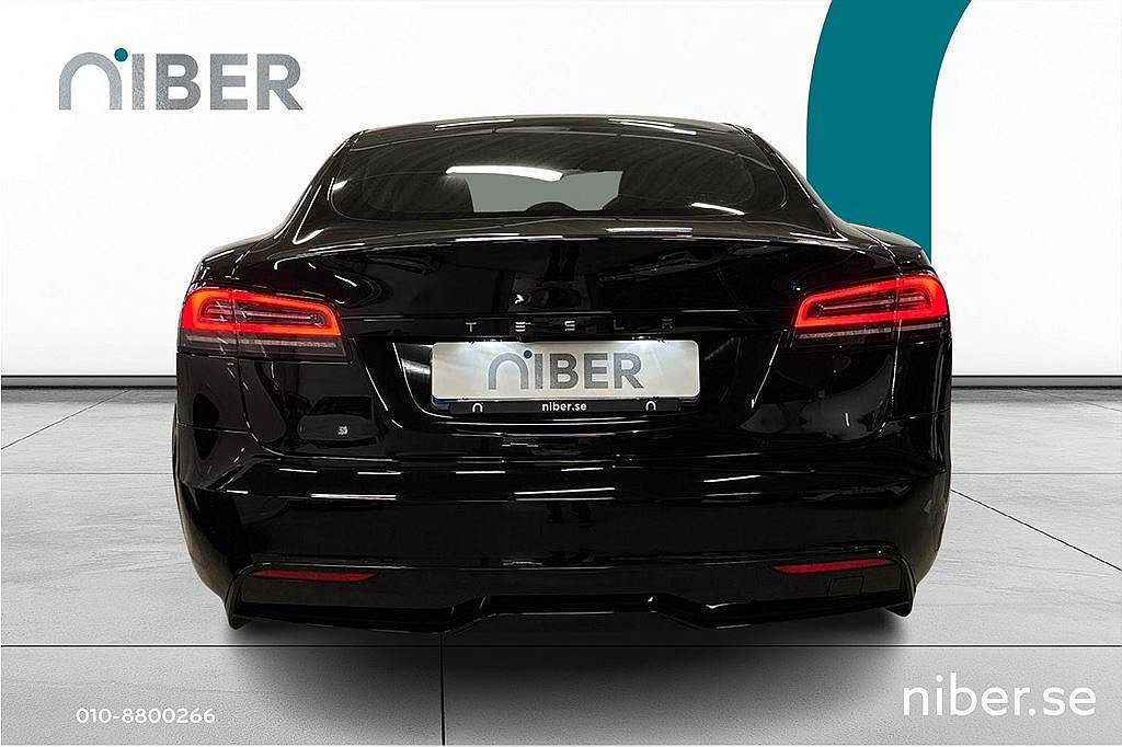 Tesla Model S Model S, 670hk, 2023, YOKE, Pano, Autopilot, MOMS