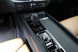 SUV Volvo XC60 26 av 35