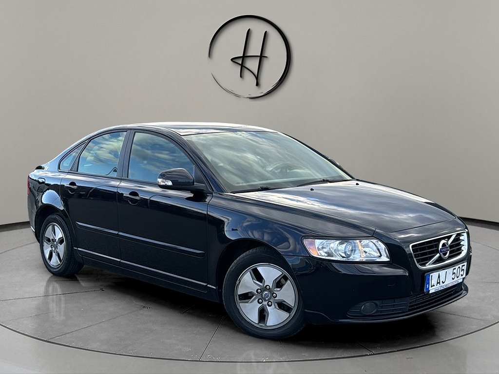 Volvo S40 D2 115hk Momentum 6-Vxl Xenon Nybes * Kamrem bytt*