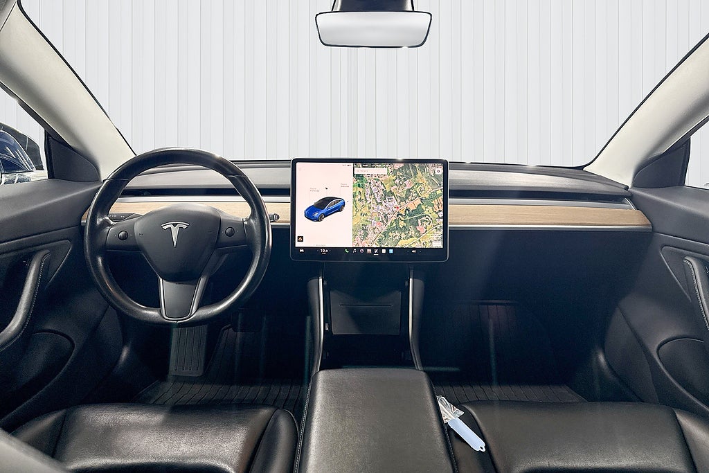 Tesla Model 3 2019